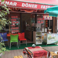 Yanar DÖner KeŞap outside