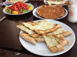 Hasret Pide Salonu food