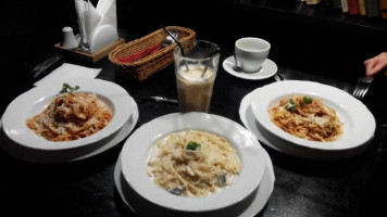 Hastro-kav 'yarnya Kavun food