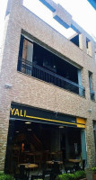 Yalı Lounge outside