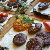 Paşam Kebab food