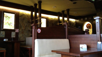 Pub 317 inside