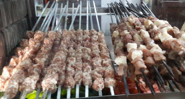 Öz Salaş Kebap Salonu food