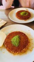 Edem Pastanesi food