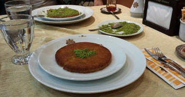 Sadik Kunefe food