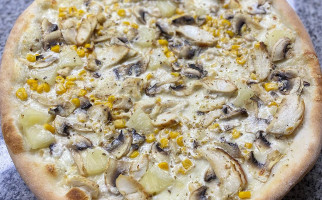 Jasmine Sushi&pizza food