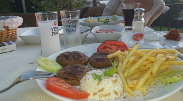 Deniz Restoran food