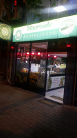 Biberzade Çiğköfte &hasırcızade Gaziantep Baklavacısı outside
