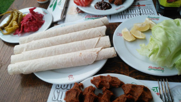 Oses Çiğ Köfte food