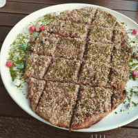 Cemre Pide-pizza food