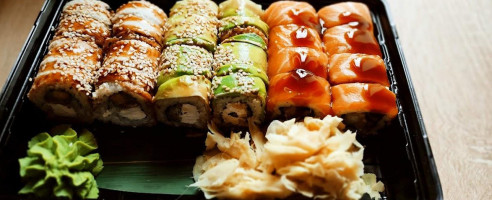 Sushi Hype food