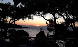Kaymakam Çamı Restoran outside