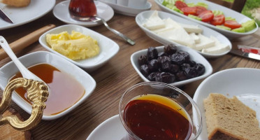 Zivera Köy Kahvaltısı Ve Bungalov food