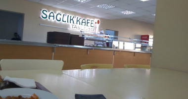 Sağlık Kafe inside