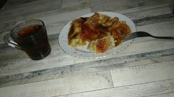 Sariyer Börekcisi food