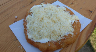 Pátyi Lángos food