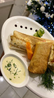 Zustrich food