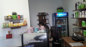 The Espresso Room/central Barbecue inside