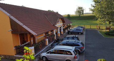 Berényi Fogadó Panzió Szállás Non Stop étterem Non Stop Panzió outside