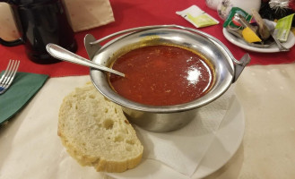 Garda Vendéglő food