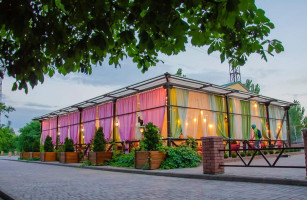 Kafe Klub Malyna outside