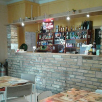 Premier Soeroezo Es Falatozo inside