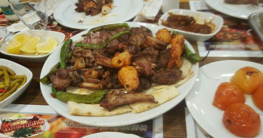 Hattusa Restoran food