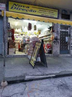 Stumari outside