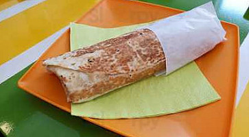 Spiros Bond 007 Cafe food