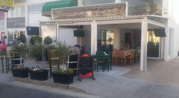 Καφενείο 7σεεε outside