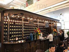 Ladolemono inside