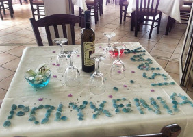 Polyxenia Isaak inside