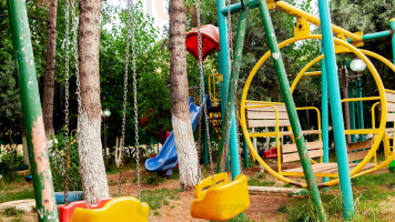 Yetimoğlu outside
