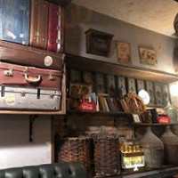 Cafe Botanica inside
