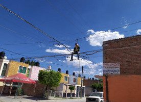 Restorant Miri, Metalurgji outside