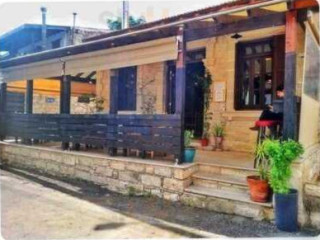 Νταραβέρι Meze House Daraveri Meze House