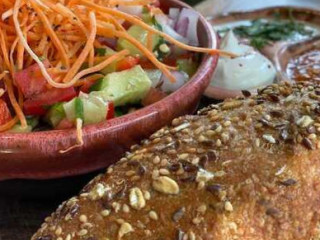 קפה גן סיפור ראשון לציון