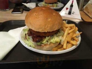 Hamburkert -fehervar Bbq