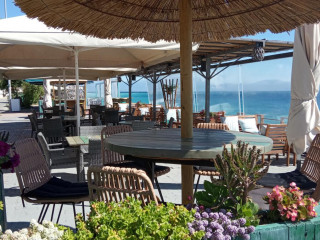 Resalto Cafe Μεζεδοκατάσταση