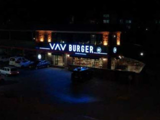 Vav Burger Sakarya Şubesi