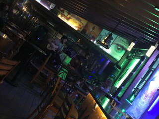 Jolly Boys Cafe