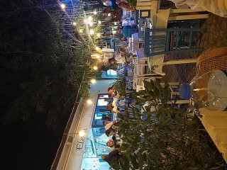Eleni Rum Tavernası