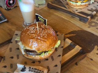 Kamora Burger